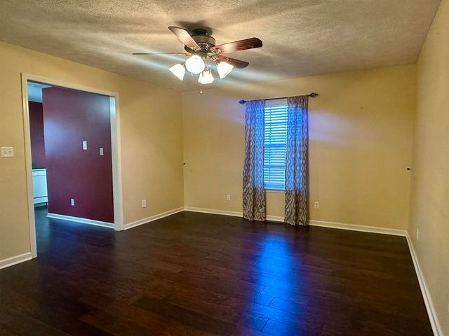 3566 142 HWY, Selmer, TN 38375