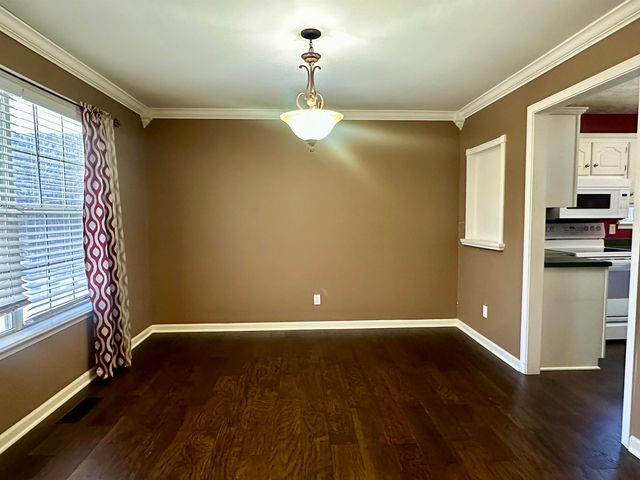 3566 142 HWY, Selmer, TN 38375