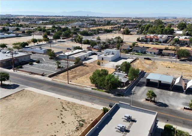 925 E Avenue Q6, Palmdale, CA 93550