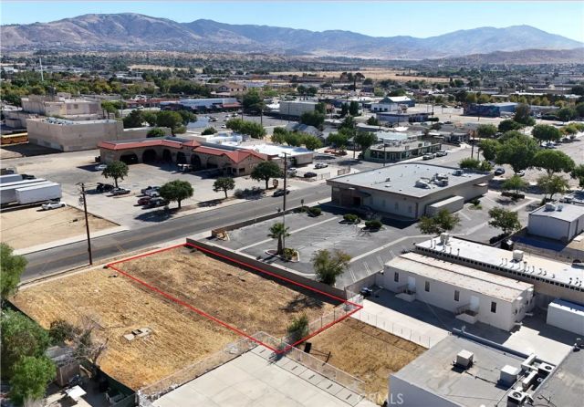 925 E Avenue Q6, Palmdale, CA 93550