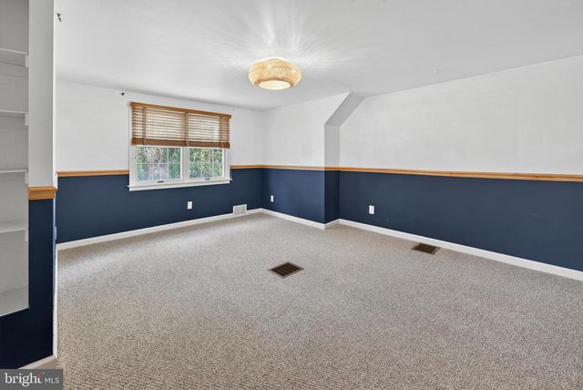 142 EVERGREEN ST, Mount Holly, NJ 08060