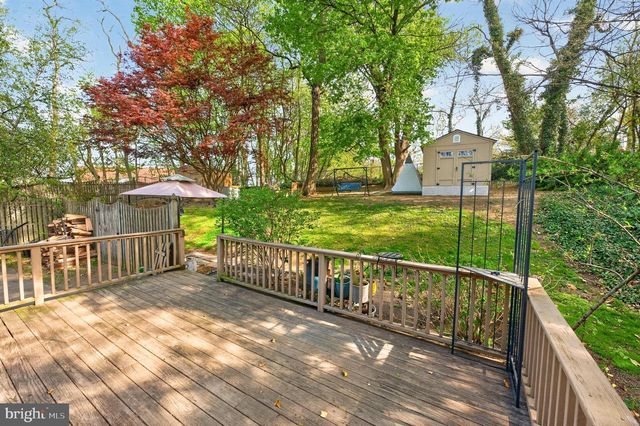 142 EVERGREEN ST, Mount Holly, NJ 08060