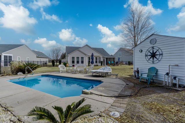 5168 Swashbuckler Way, Southport, NC 28461