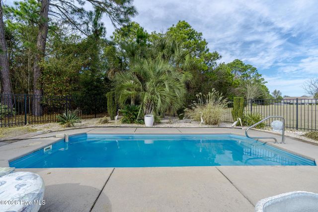 5168 Swashbuckler Way, Southport, NC 28461