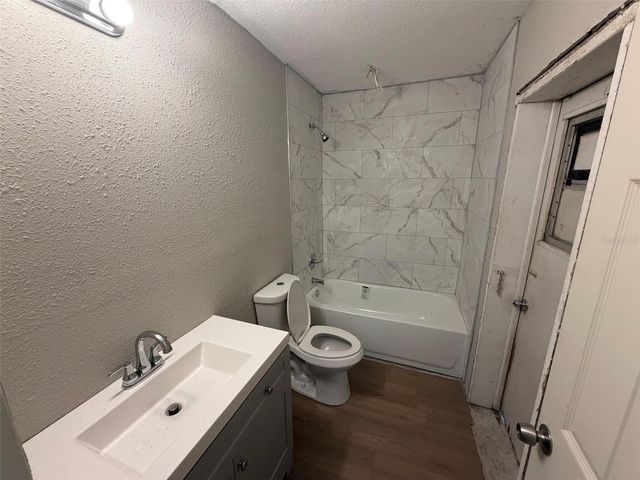 2612 9TH, Bradenton, FL 34205
