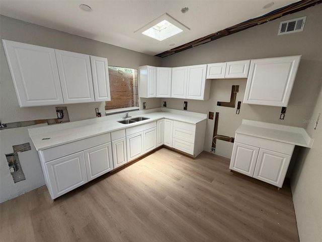 2612 9TH, Bradenton, FL 34205
