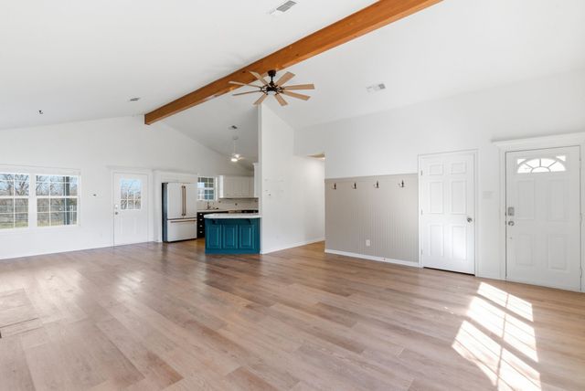 321 E Woody Creek Court, Springtown, TX 76082