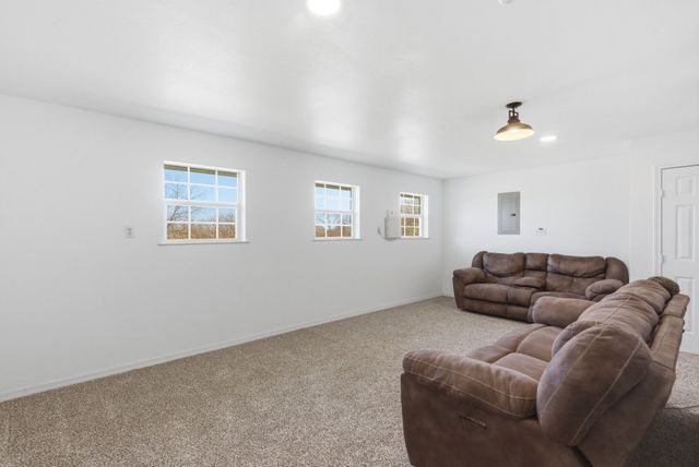 321 E Woody Creek Court, Springtown, TX 76082