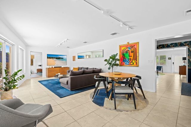 2043 NE 29th Street, Fort Lauderdale, FL 33306