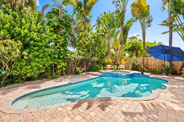 2043 NE 29th Street, Fort Lauderdale, FL 33306