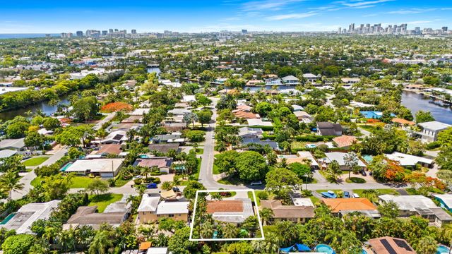 2043 NE 29th Street, Fort Lauderdale, FL 33306