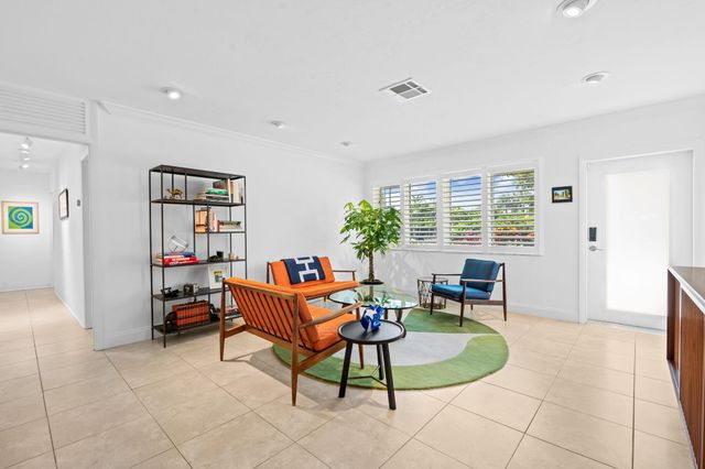 2043 NE 29th Street, Fort Lauderdale, FL 33306
