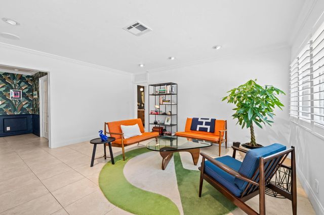 2043 NE 29th Street, Fort Lauderdale, FL 33306