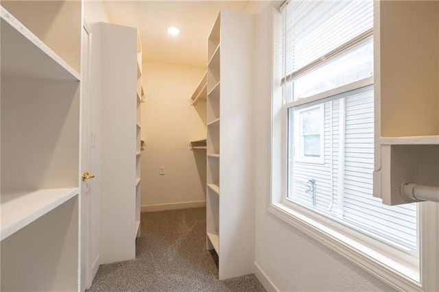 3219 Charlotte Street, Kansas City, MO 64109