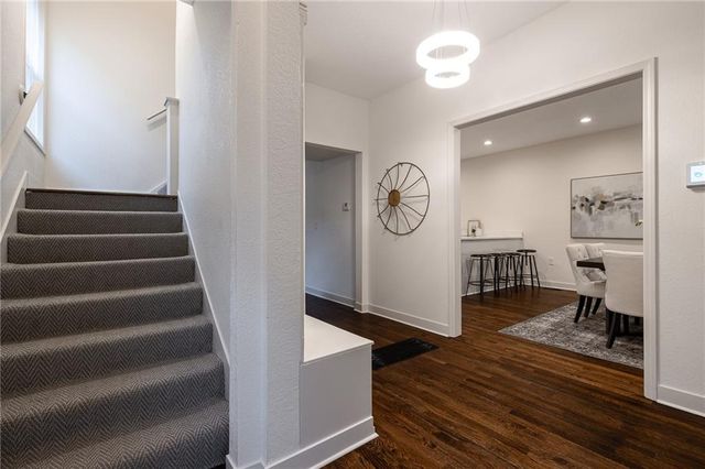 3219 Charlotte Street, Kansas City, MO 64109