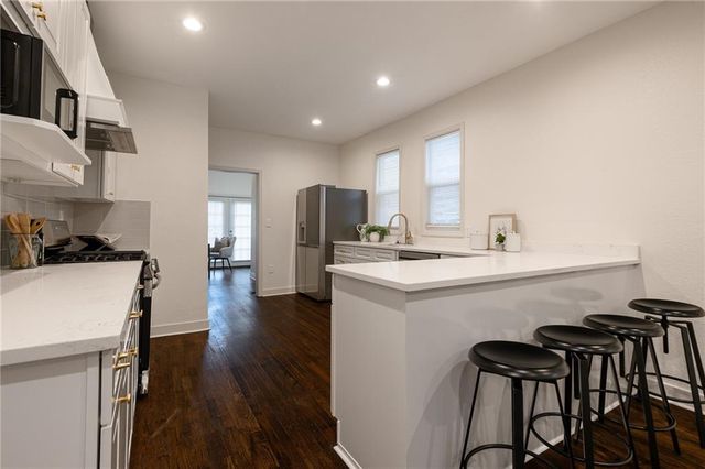 3219 Charlotte Street, Kansas City, MO 64109