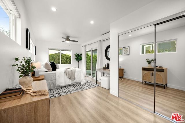 2926 S Bentley Avenue, Los Angeles, CA 90064