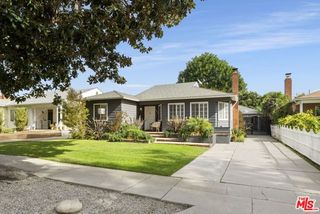 2926 S Bentley Avenue, Los Angeles, CA 90064