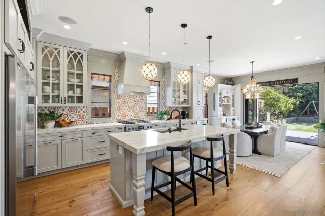 1502 Escondido Lane, Coronado, CA 92118
