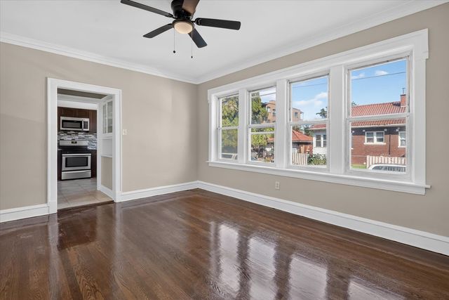 7700 S Laflin Street, Chicago, IL 60620