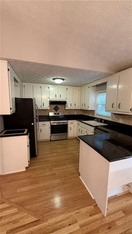 2830 Pine Meadow Drive, Marietta, GA 30066