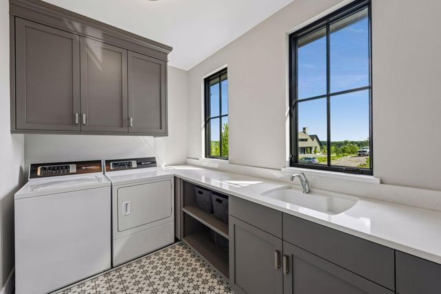 2888 Deer Hill Road, Medina, MN 55356