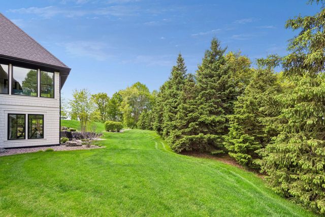 2888 Deer Hill Road, Medina, MN 55356