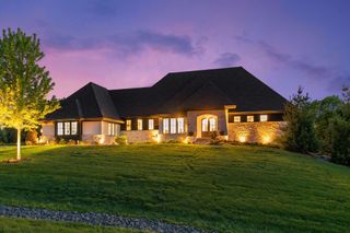 2888 Deer Hill Road, Medina, MN 55356