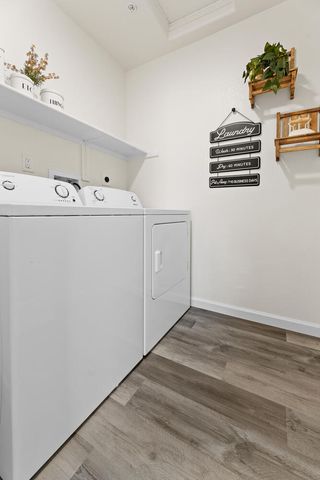 7020 Oriole Avenue, Visalia, CA 93291