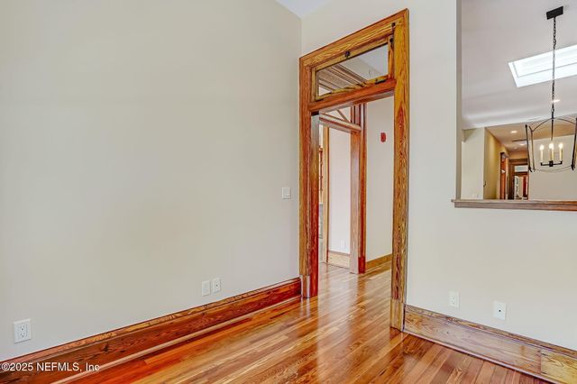 122 E DUVAL Street, Jacksonville, FL 32202