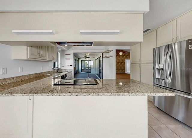 1929 NEW BEDFORD DRIVE, Sun City Center, FL 33573