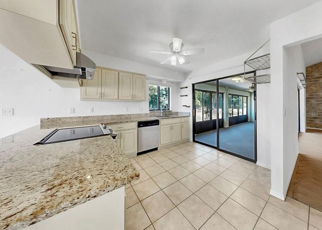 1929 NEW BEDFORD DRIVE, Sun City Center, FL 33573