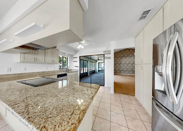 1929 NEW BEDFORD DRIVE, Sun City Center, FL 33573