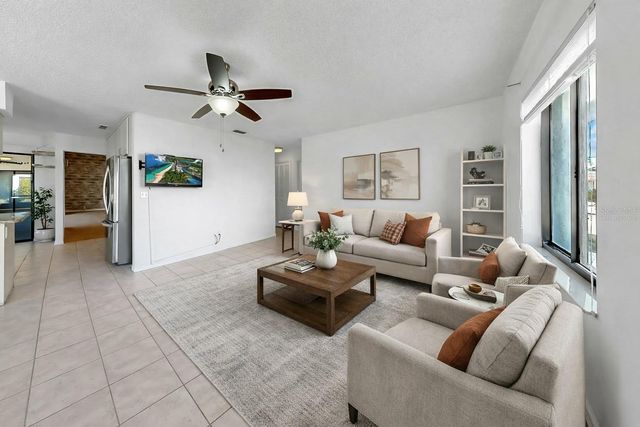 1929 NEW BEDFORD DRIVE, Sun City Center, FL 33573