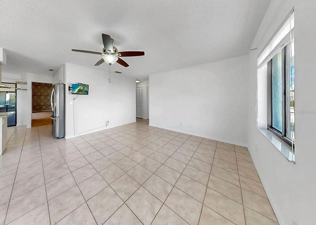 1929 NEW BEDFORD DRIVE, Sun City Center, FL 33573