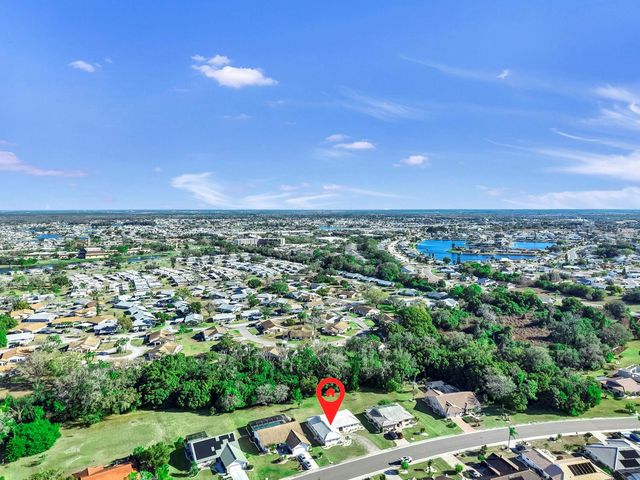 1929 NEW BEDFORD DRIVE, Sun City Center, FL 33573