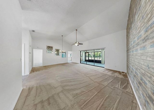 1929 NEW BEDFORD DRIVE, Sun City Center, FL 33573