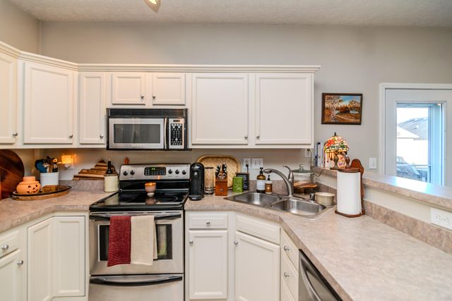 3041 Sewanee Lane, Lexington, KY 40509