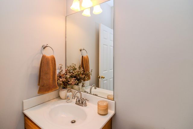 3041 Sewanee Lane, Lexington, KY 40509