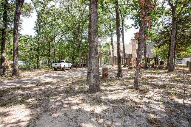 137 Oak Haven Drive, Gun Barrel City, TX 75156