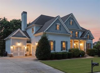2581 Trailing Ivy Way, Buford, GA 30519