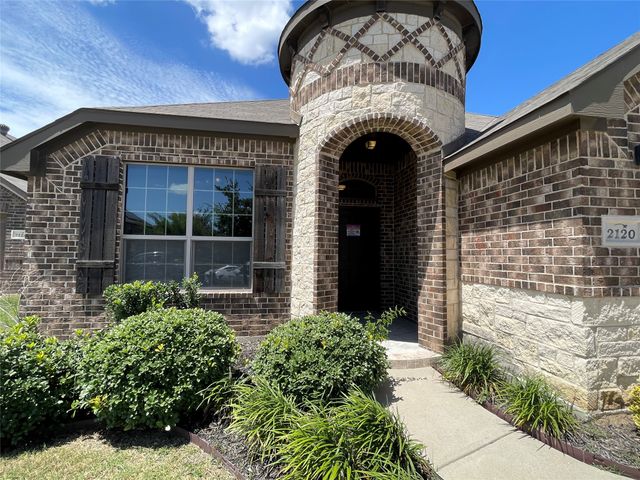 2120 Blakely Court, Fort Worth, TX 76134