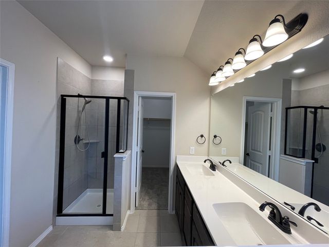 2120 Blakely Court, Fort Worth, TX 76134