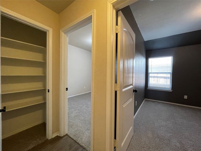 2120 Blakely Court, Fort Worth, TX 76134