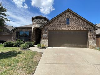 2120 Blakely Court, Fort Worth, TX 76134