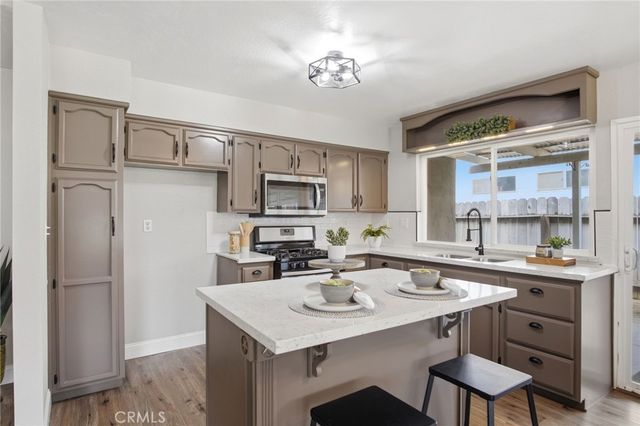 3514 Oakhurst, Merced, CA 95340