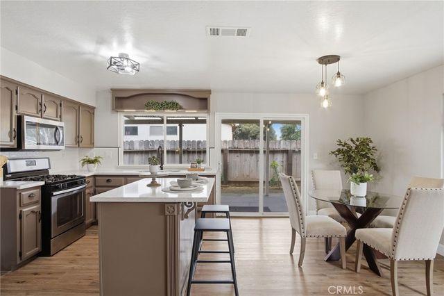 3514 Oakhurst, Merced, CA 95340