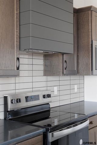 19860 Andresen Street, Omaha, NE 68135