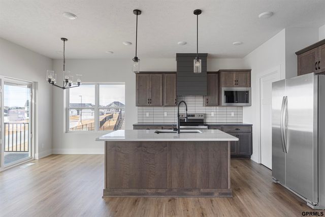 19860 Andresen Street, Omaha, NE 68135