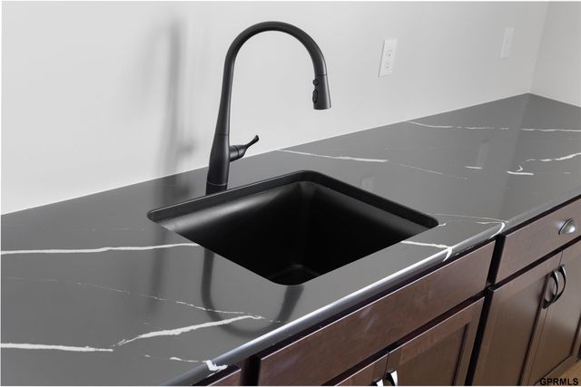 19860 Andresen Street, Omaha, NE 68135